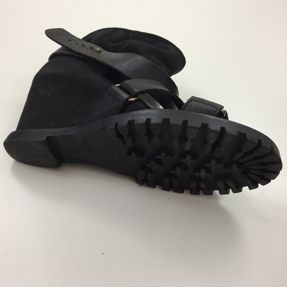 TOUT A COUP Strappy Wedge Heel Open Toe Shoes - Picture 6 of 8